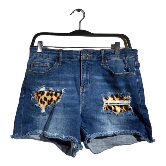 Judy Blue Distressed Jean Shorts with Leopard Accents - Picture 11 of 11